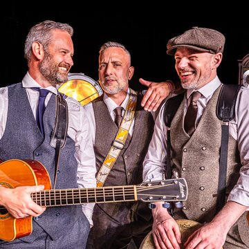 Hire THE GENTLEMEN  Roaming band with Encore