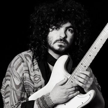 Hire Le'Vent Experience Original artist with Encore