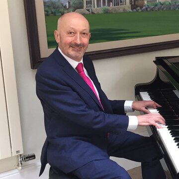 Hire Ian Towers Pianist Bass guitarist with Encore