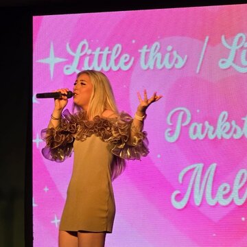 Hire Mel Keyboardist with Encore