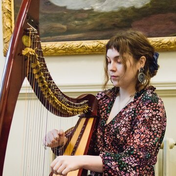 Hire Bethany Clare Harpist Harpist with Encore