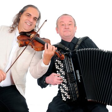 Hire Anton Pazicky Klezmer band with Encore
