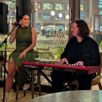 Hire Soulshade Acoustic band with Encore