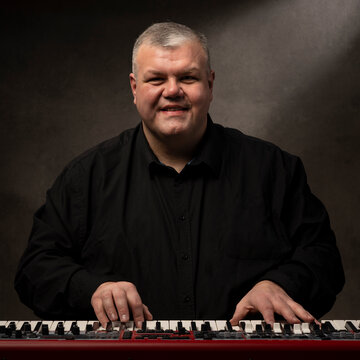 Hire Donald Campbell Wedding Pianist Pianist with Encore