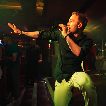 Hire The Oversound Party band with Encore