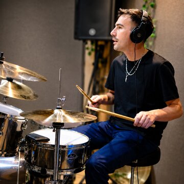 Hire Diego Aquino Drummer with Encore