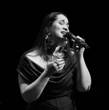 Hire EMALU Latin jazz band with Encore