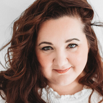 Hire Jennifer Witton Singer (soprano) with Encore