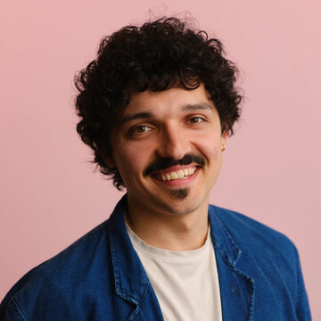Hire Elliott Nielson DJ with Encore