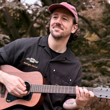 Hire Ben Watts Music Bass guitarist with Encore