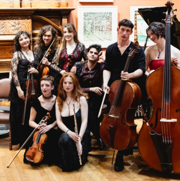 Hire Garúa Tango Club Classical ensemble with Encore