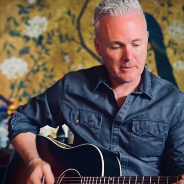 Hire Stephen Blackmore Guitarist with Encore