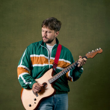 Hire James Boyd Guitarist with Encore