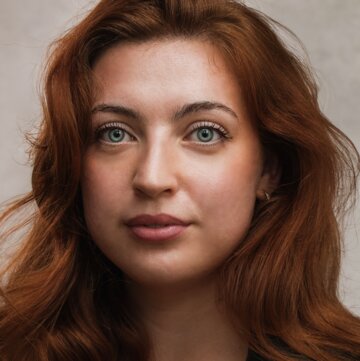 Hire Hannah Carnac Singer with Encore