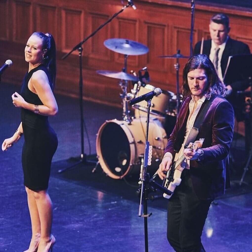 Hire Between the Covers Motown band with Encore