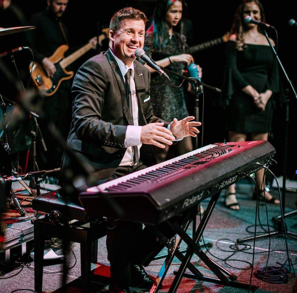 Hire Bradley McCaw Pianist with Encore