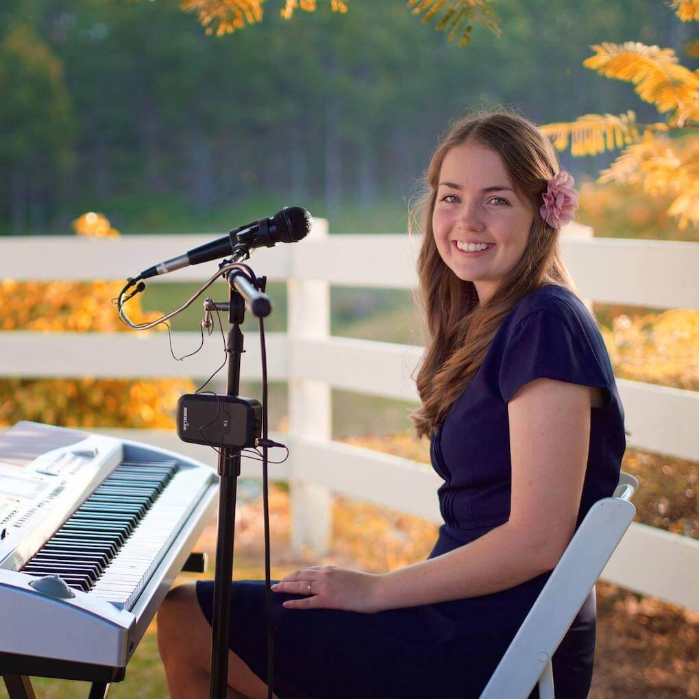 Hire Elizabeth Rae Pianist with Encore
