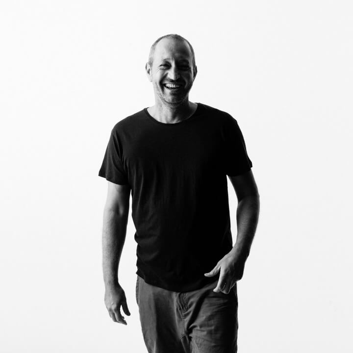 Hire Robbie Lowe DJ with Encore