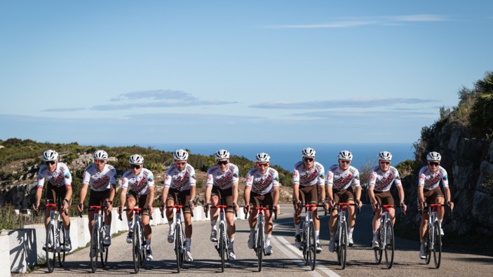 Equipe cycliste AG2R CITROËN 2022 : 30 ans et des ambitions de jeunes premiers