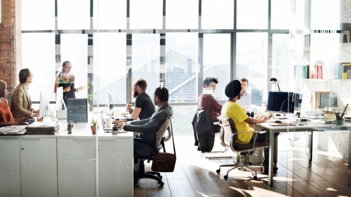 Baromètre santé au travail 2025 : l’entreprise, un acteur clé du bien-être et du lien social