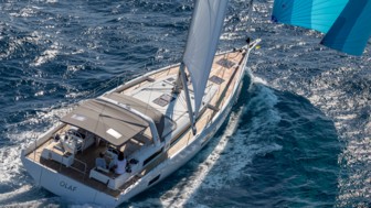 BENETEAU - Oceanis Yacht 54