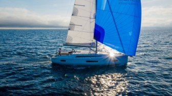 BeneteauOceanis40.1.jpg