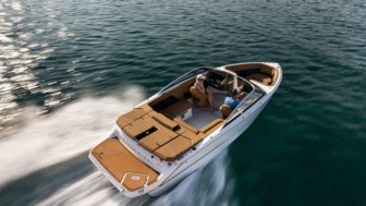 FOUR WINNS Horizon H4