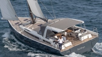 Beneteau Oceanis Yacht 60 Resine recyclable Elium
