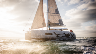 Excess 11 - First catamaran with recyclable resin