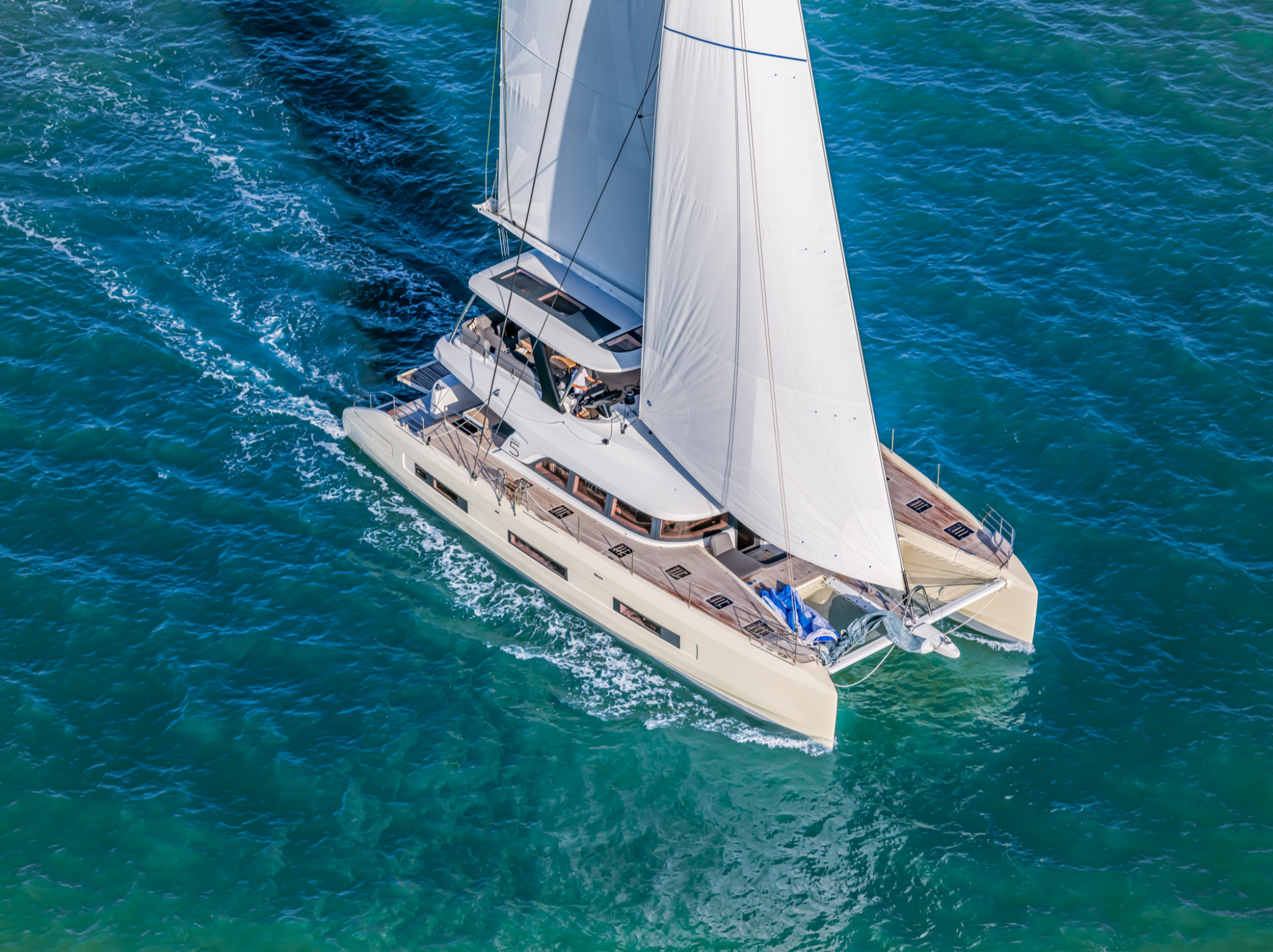 Lagoon SIXTY 5_navigation9473.jpg