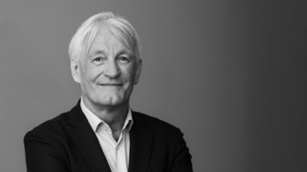 Le Groupe Beneteau rend hommage à Dieter Gust, fondateur de Construction Navale Bordeaux (CNB) et acteur majeur du développement des catamarans LAGOON