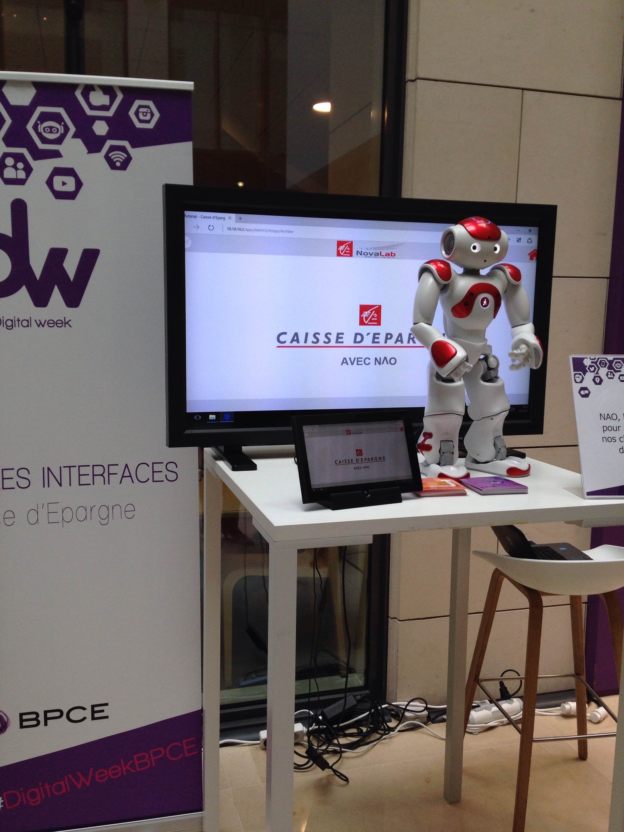 Robot NAO présenté à la digital week