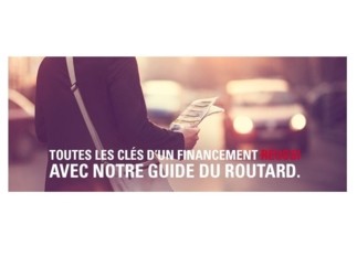 Rencontres privilégiées entre entrepreneurs et commerçants sur le stand de la Caisse d'Epargne au salon Franchise Expo