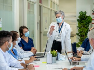 Banque Populaire et la CASDEN Banque Populaire aux côtés des futurs professionnels de santé