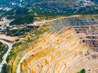 Natixis accompagne Trafigura Group en tant que joint sustainability coordinator du tout premier financement à critères RSE accordé au secteur du négoce de l’énergie et des matières premières