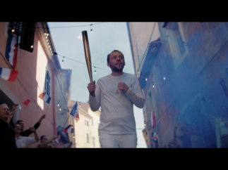 Caisse d’Epargne annonce ses premiers éclaireurs sélectionnés pour porter la Flamme Olympique et Paralympique de Paris 2024