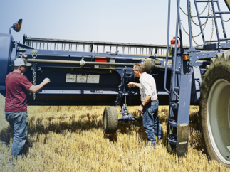 Banque Populaire réaffirme son engagement aux côtés des agriculteurs et viticulteurs face aux défis actuels