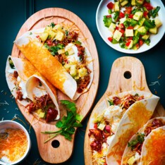 Tacos gratinés de poulet confit à l’ananas