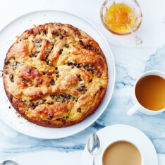 Babka express au yaourt, orange et pépites de chocolat