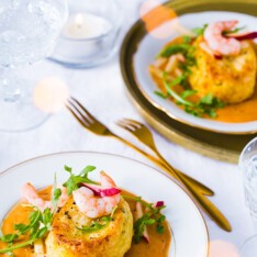 Soufflés inratables au crabe, sauce bisque