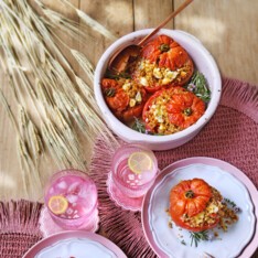 Tomates farcies au quinoa et fourme de Montbrison