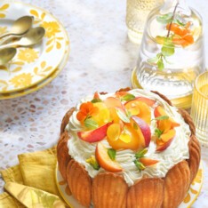 Charlotte aux 3 fruits d’été