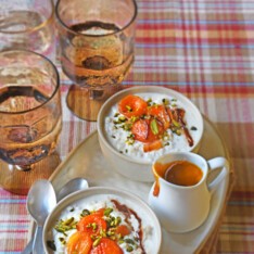 Risotto au lait vanillé et abricots secs