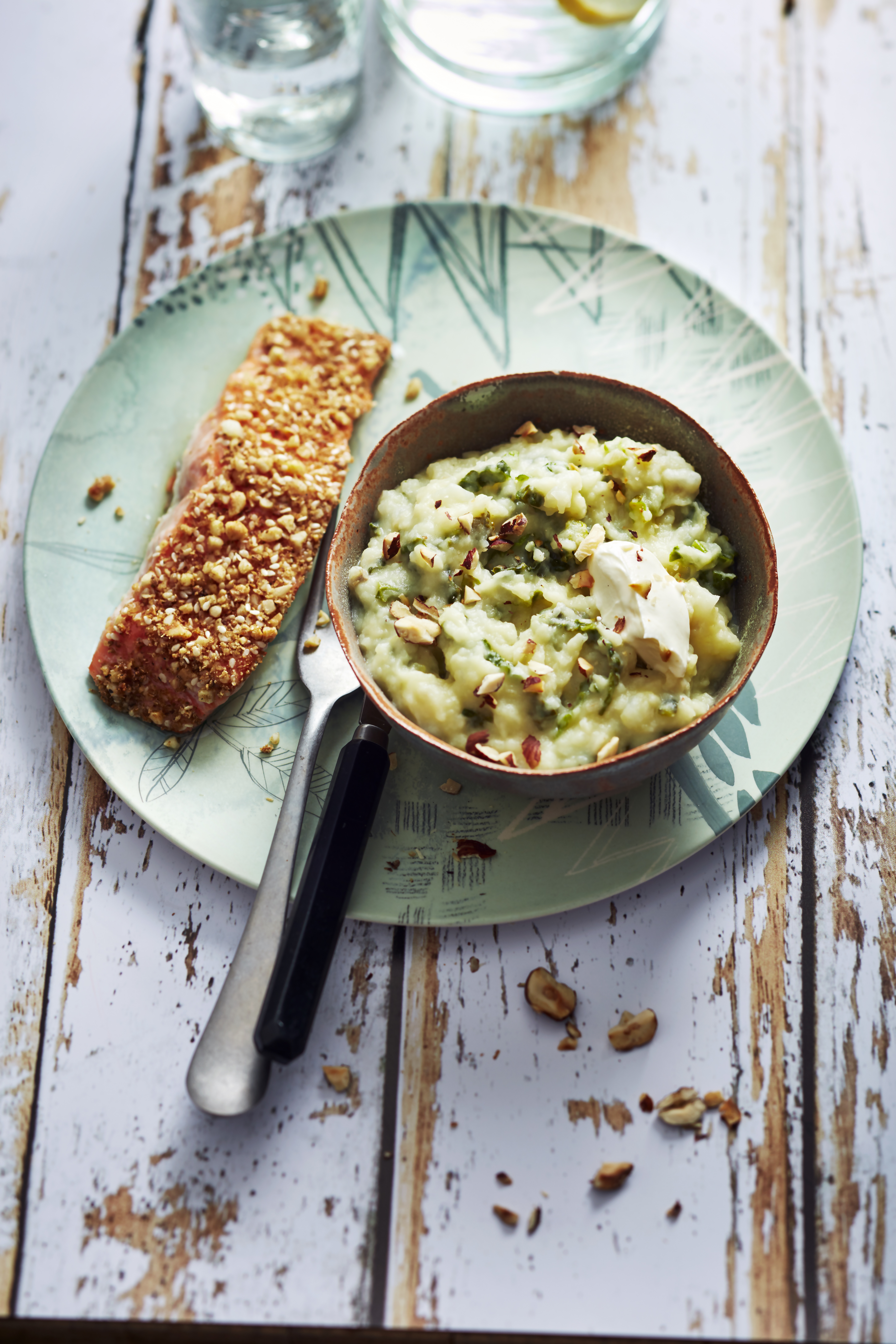 Saumon pané au dukkah et sa purée de légumes racines de printemps