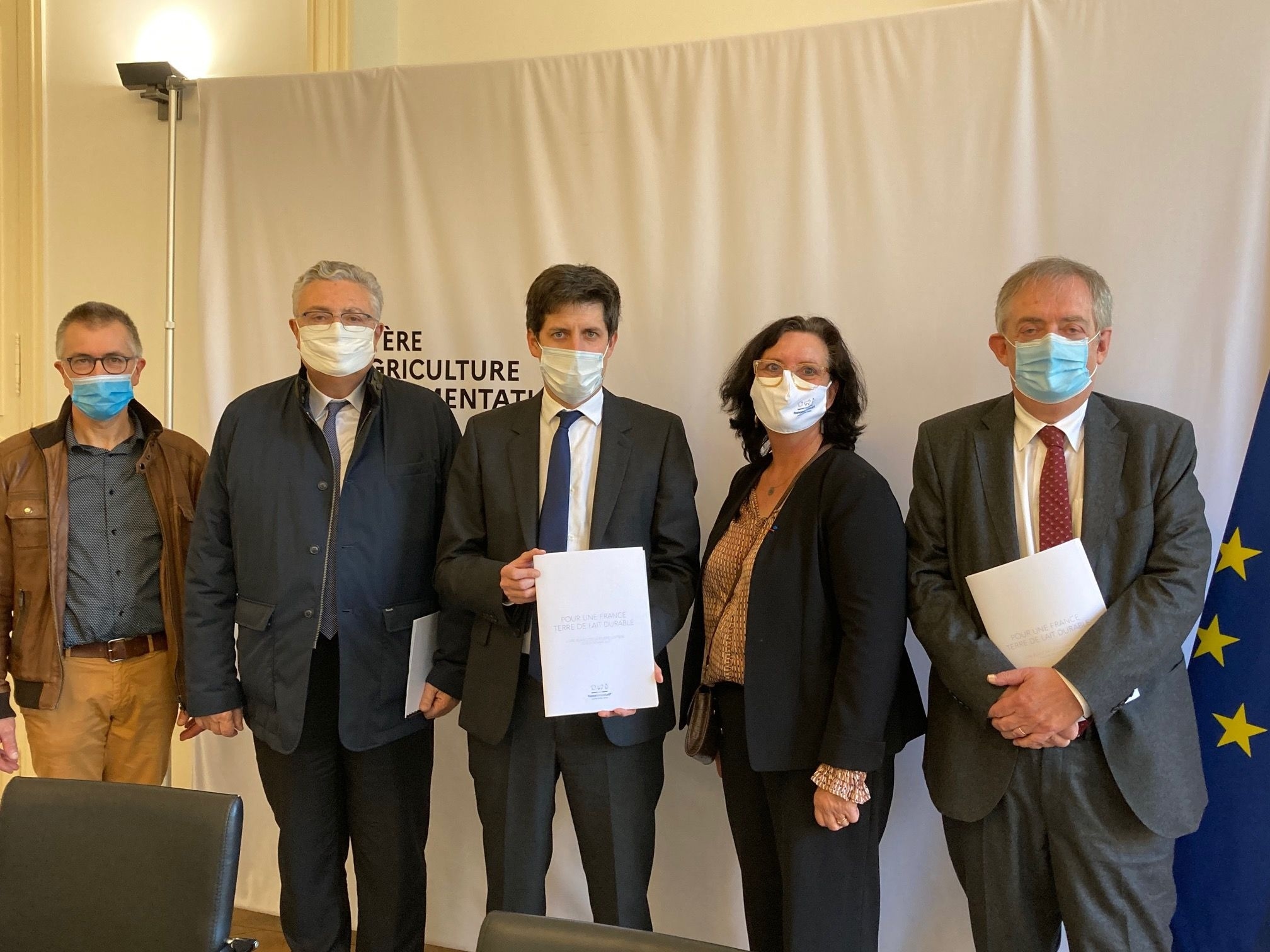 Remise au Ministre de l'agriculture et de l'alimentation - du Livre Blanc - Plan de relance 2020