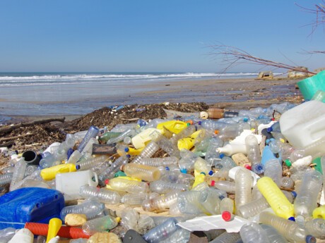Plastic Odyssey and Crédit Agricole are renewing their partnership to fight plastic pollution in oceans