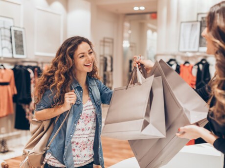 Enhanced banking solutions and help with converting to click & collect: Crédit Agricole sets out to help its retail customers overcome the crisis.