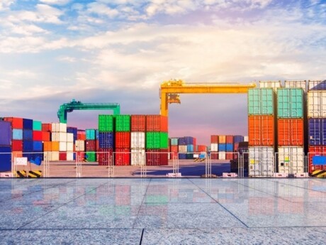 Crédit Agricole CIB entre dans le secteur de la finance intermodale et renforce son leadership dans le financement maritime