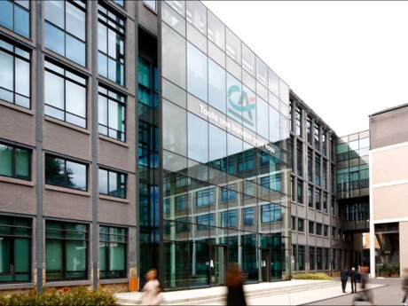Climate finance : Crédit Agricole confirms its ranking as a world leader in green bonds with an inaugural issue of €1 billion to finance its energy transition commitments