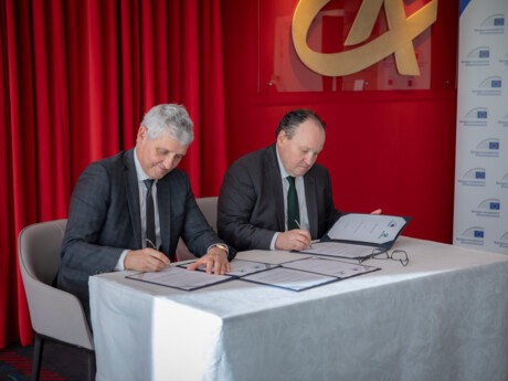 Crédit Agricole et le groupe BEI renforcent leur partenariat pour le financement de la transition énergétique et l’innovation des entreprises françaises et européennes